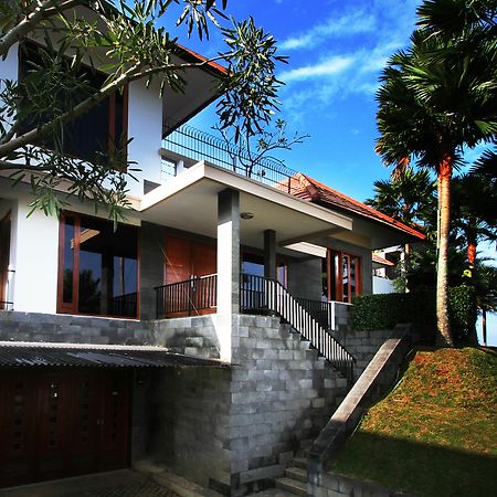 Kencana Villa Dago Bandung Bagian luar foto