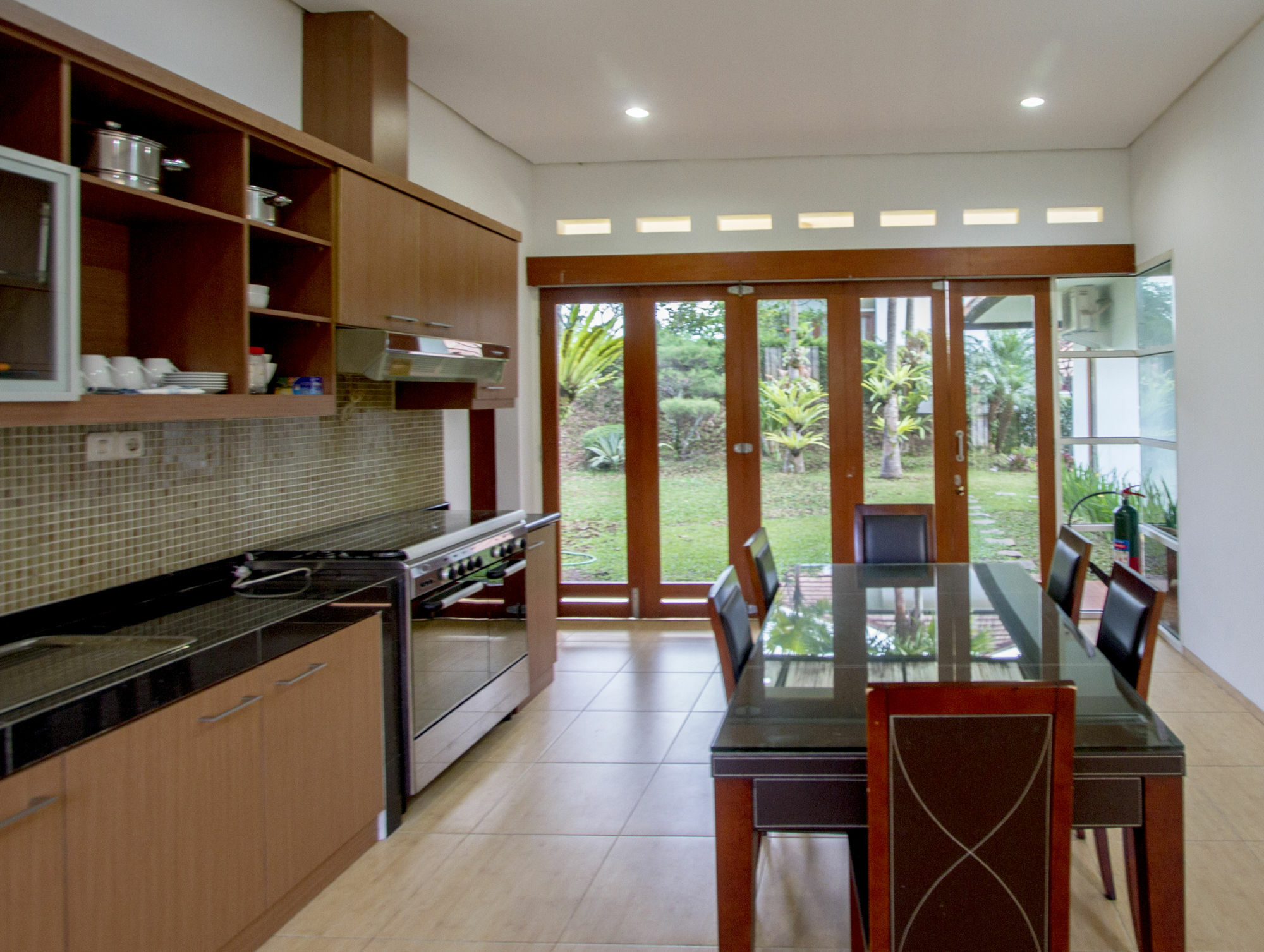 Kencana Villa Dago Bandung Bagian luar foto