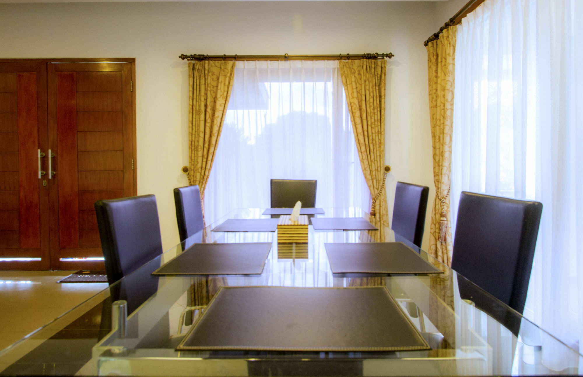 Kencana Villa Dago Bandung Bagian luar foto